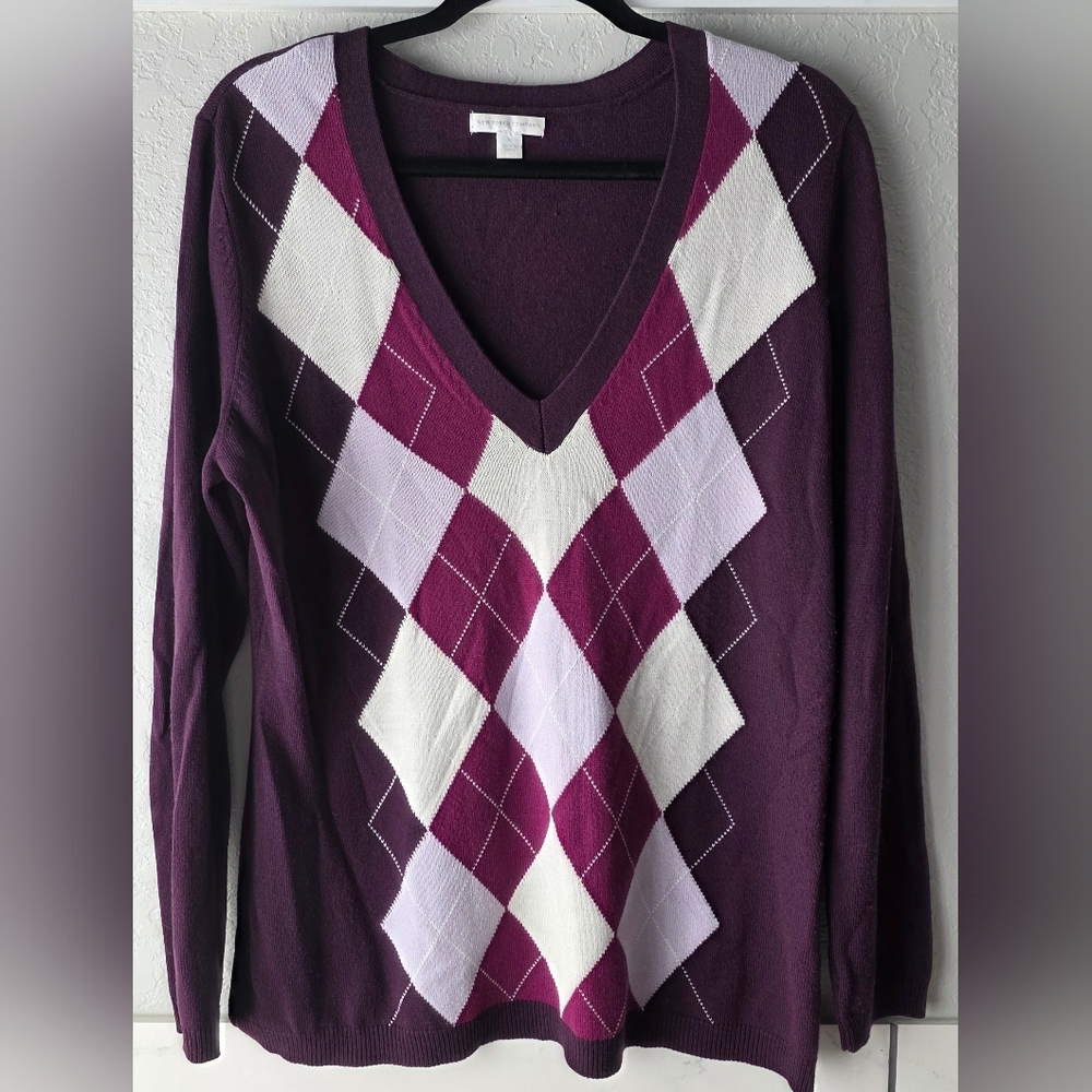 New York & Company Women's Argyle V-Neck Purple Sweater Size XL
